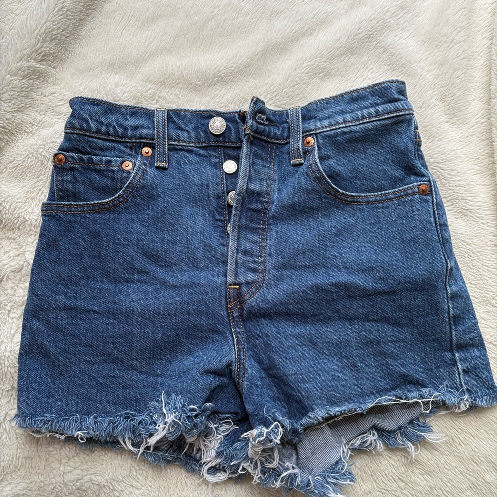 Levi's Ribcage Shorts